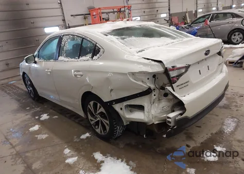 2020 Subaru Legacy Premium из США, поврежденный, VIN 4S3BWAC67L3014560